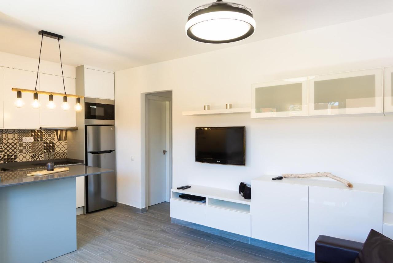 Casa Lucien - Newly Refurbished Apartment With Swimming Pool - Ideal For Couples Corralejo Dış mekan fotoğraf